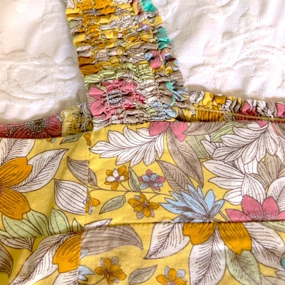 NWT a.n.a Floral Cropped Tank - Picture 3 of 5